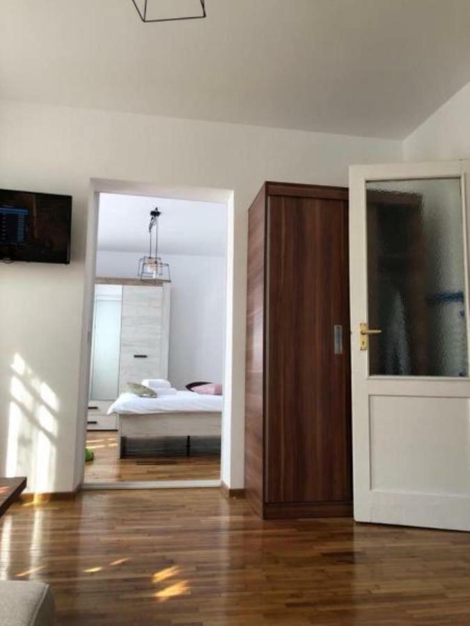 Casa Alise-Luise Apartment Brasov Exterior photo